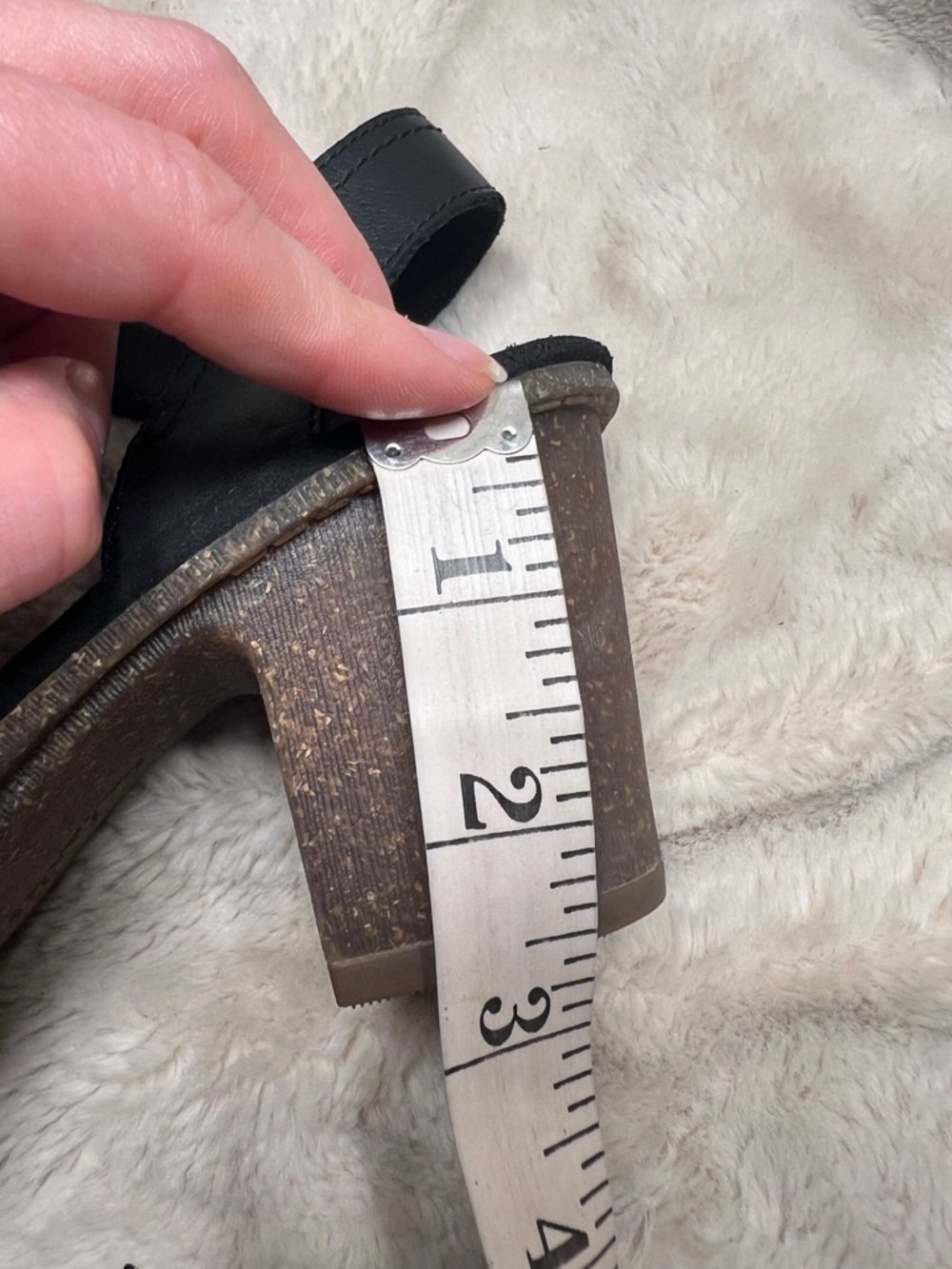 Clarks Heels women’s Size 8 - Picture 6 of 6